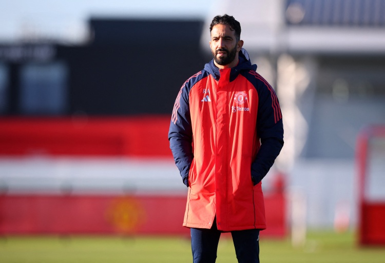 半岛·体育-阿莫林：库尼亚、芒特和达洛特无缘曼市德比 巴因德尔会上场