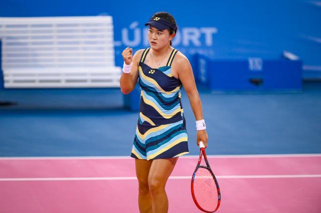 半岛体育官方网站-朱琳卫冕失利跌出前50 WTA华欣站金花遗憾获双亚