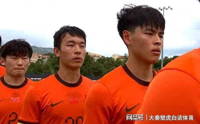 半岛·体育-0-3崩盘！中国男足1-0爆冷沙特仅2天，被打回原形？争冠又难了！